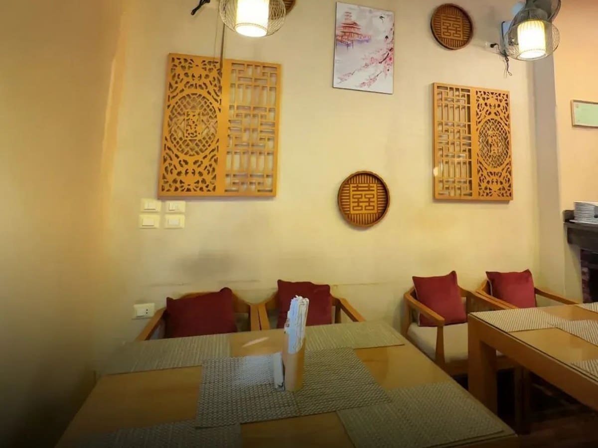 Syake Sushi dining area